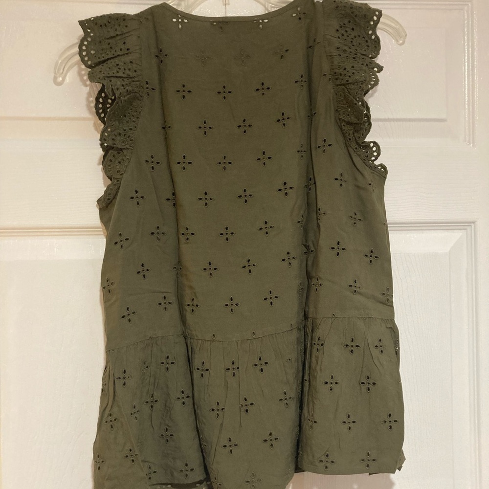 Loft Eyelet Peplum Shell - Picture 9 of 10